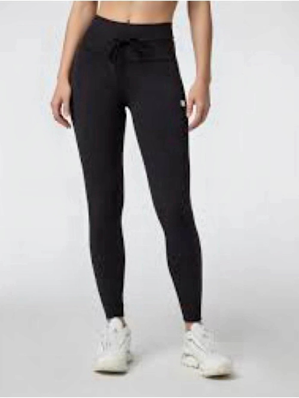BNWT Vuori Daily Legging BLACK M Women's Athleisure pant